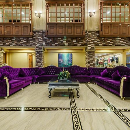Villa Caceres Hotel Нага Екстер'єр фото