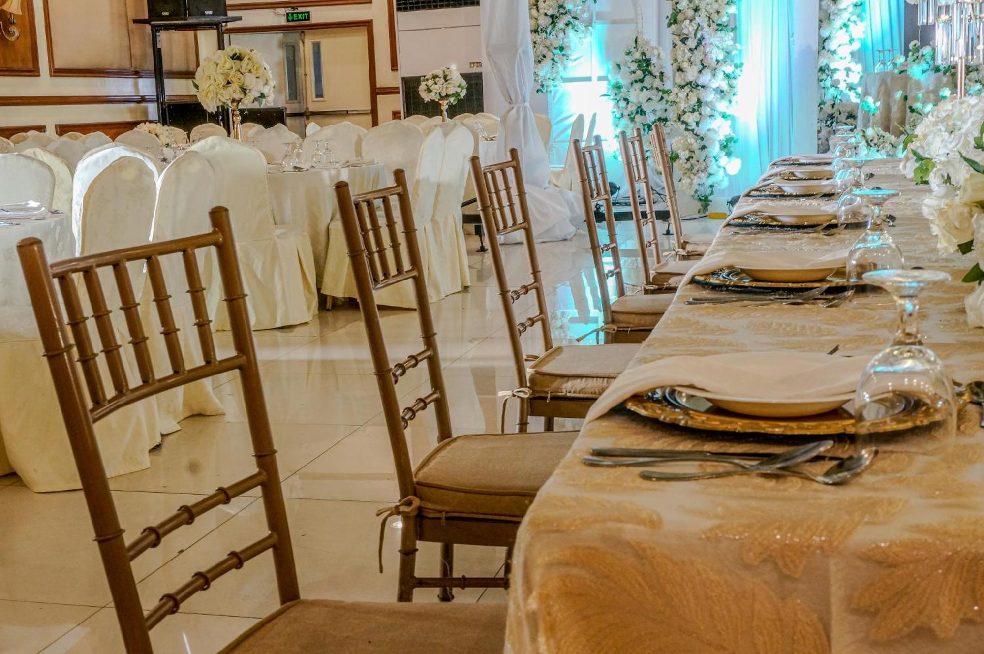 Villa Caceres Hotel Нага Екстер'єр фото