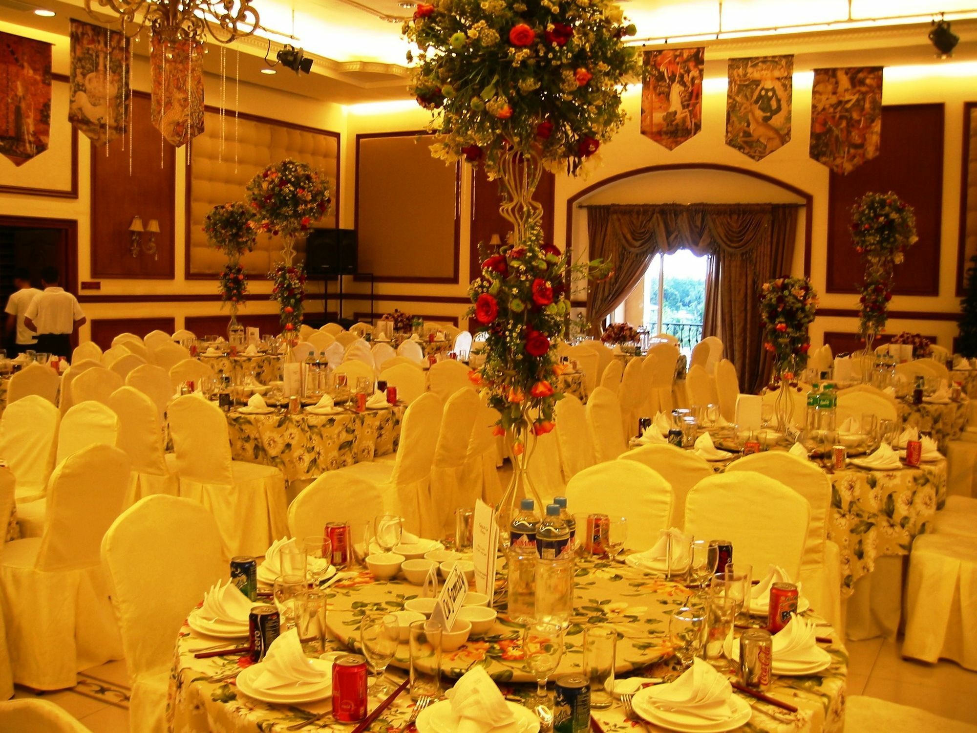 Villa Caceres Hotel Нага Екстер'єр фото